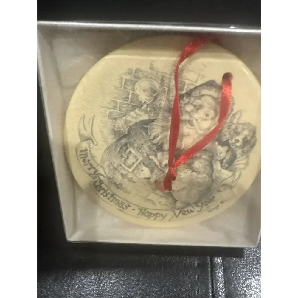 Vintage Scrimshaw Santa Ornament History Art USA w Box Christmas Decor